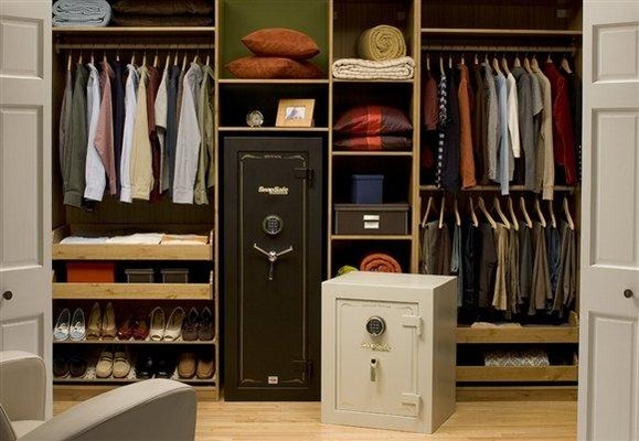 closet-home-safe closet-home-safe